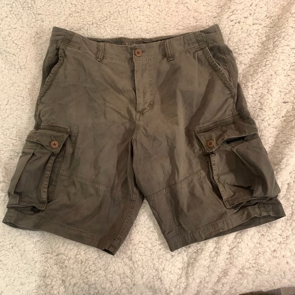 GUESS Cargo Shorts